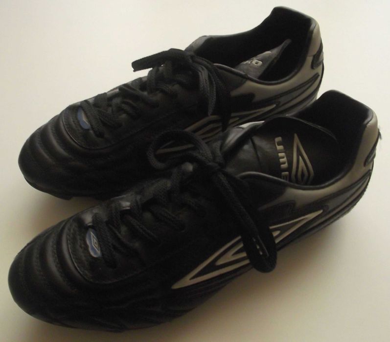 Chuteiras/Botas de Futebol Umbro