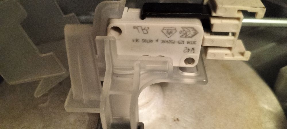 Czujnik antyzalaniowy zmywarki Bosch