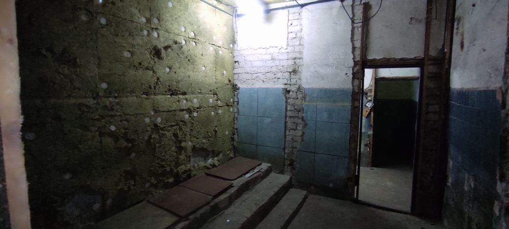 Приміщення 54 м2 р/н Островського, 2-входи, світло, вода
