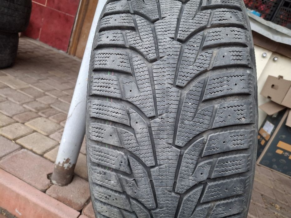 Зимове колесо хенкок 225 50 r 17