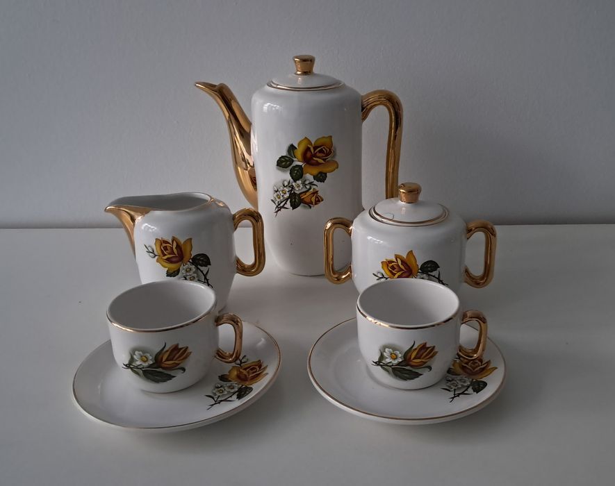 Serviço de café Louçarte