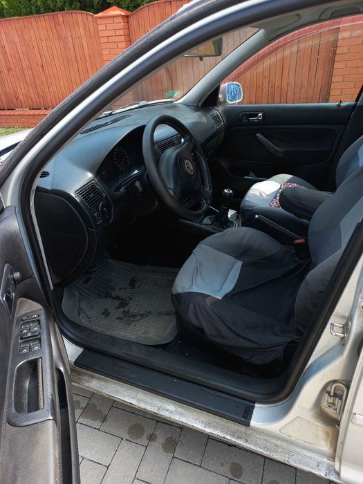 Volkswagen Golf 4 IV 2000 r. 4 motion 4X4 1.9 TDi HAK KLIMA 4 el. Szyby