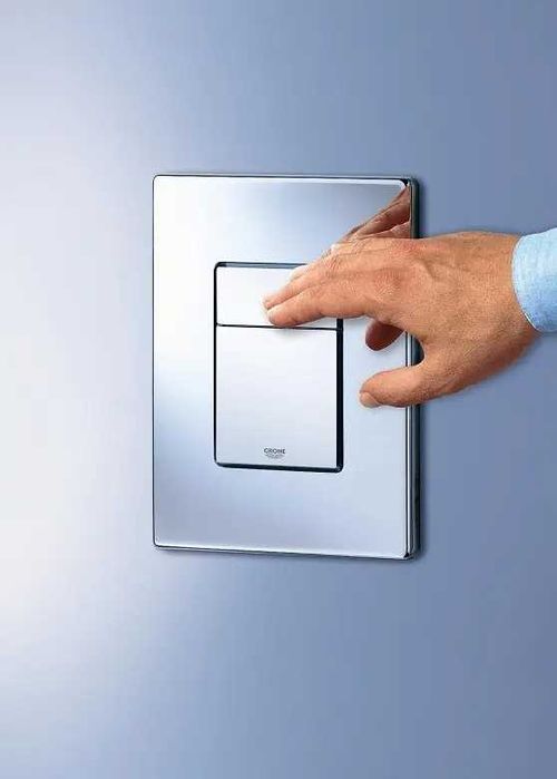 Панель змиву кнопка Grohe Skate Cosmopolitan chrome (38732000)