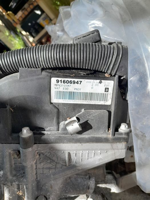 Vendo peças de BMW e 91 de 2008 muito material motor 177 cv impecável motivo de venda desocupar