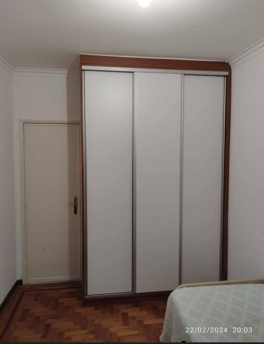 Arrenda-se Quarto