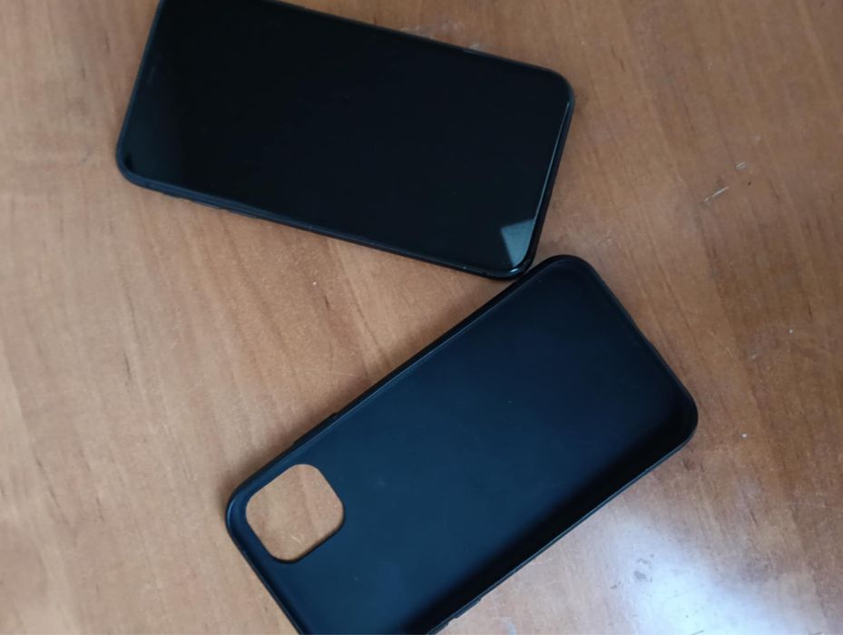 Sprzedam iPhone 11