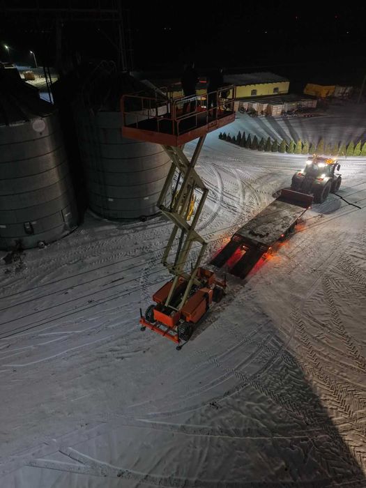 Wynajem terenowego podnośnika nożycowego JLG 3394R