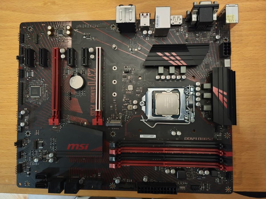 Motherboard MSI Z370 Gaming Plus + Intel Core i5 8400