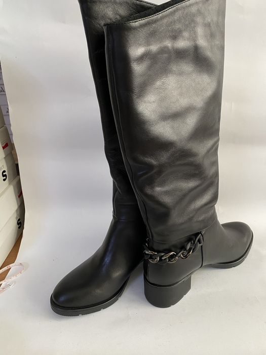 Шкіряні утеплені чоботи