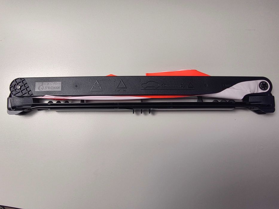 Oryginalny trójkąt ostrzegawczy BMW – E87 (2009)