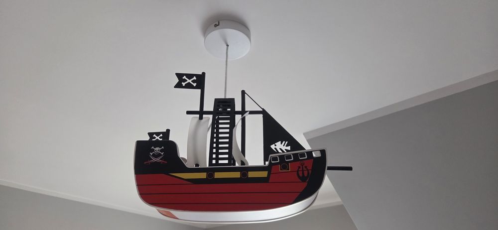 Lampa dziecięca sufitowa statek pirack