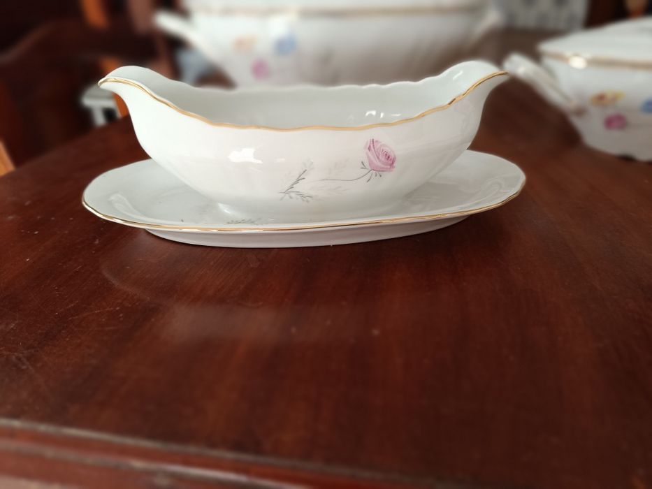 Dinnerware Set - S.P Coimbra64752171892355122