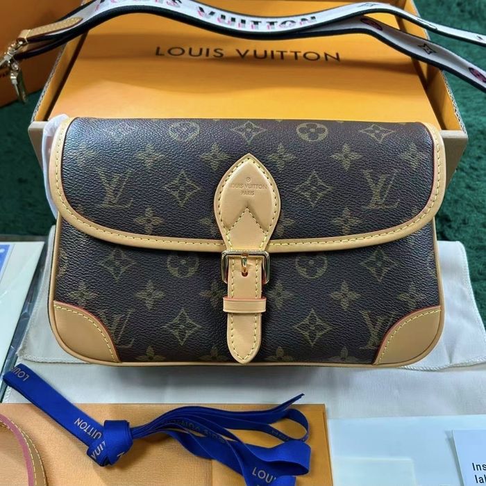 Mala de senhora Louis Vuitton