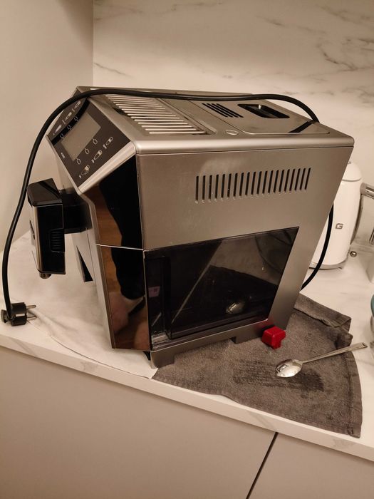 Ekspres DeLonghi primadonna