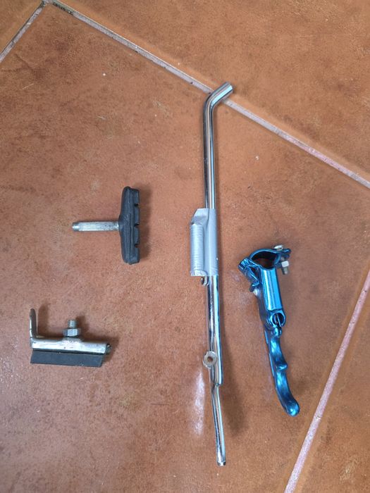 Selim bicicleta almofadado preto e peças