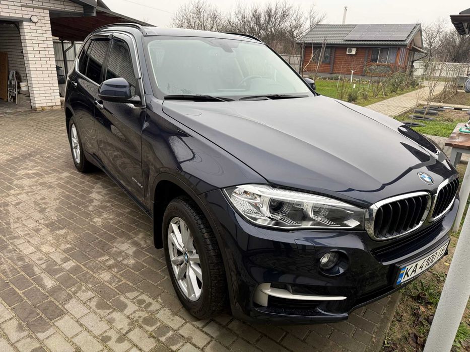 Автомобиль BMW X5
