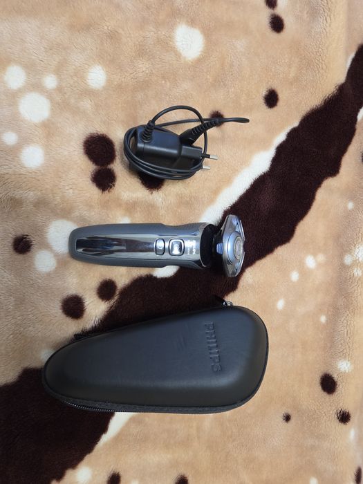 Бритва Philips Series 6000