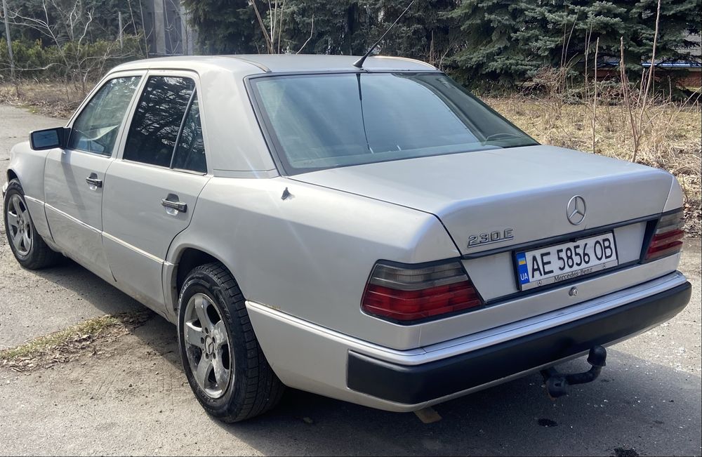 Mercedes E-Class w124