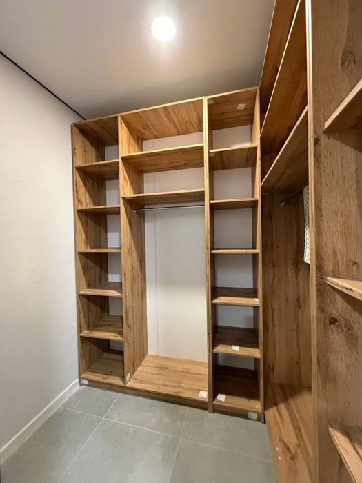 Продається 1-кімнатна квартира за вигідною ціною біля ТЦ Велес