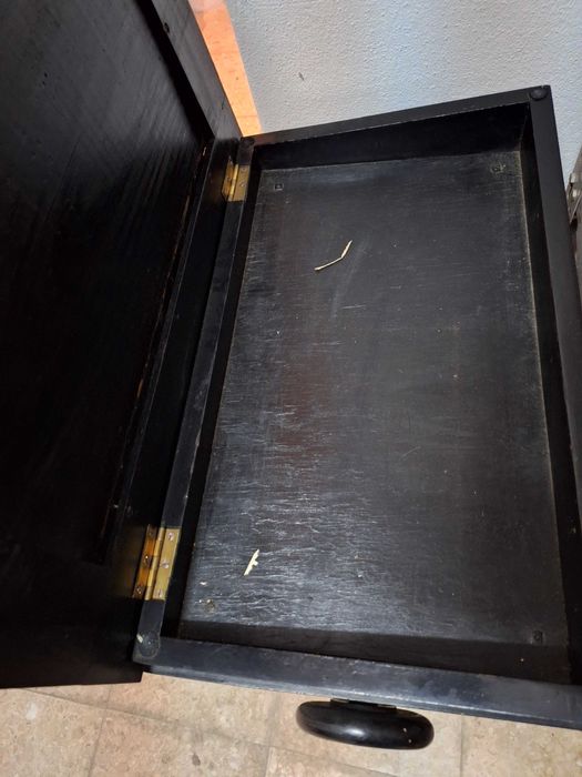 Banco de piano para restaurar