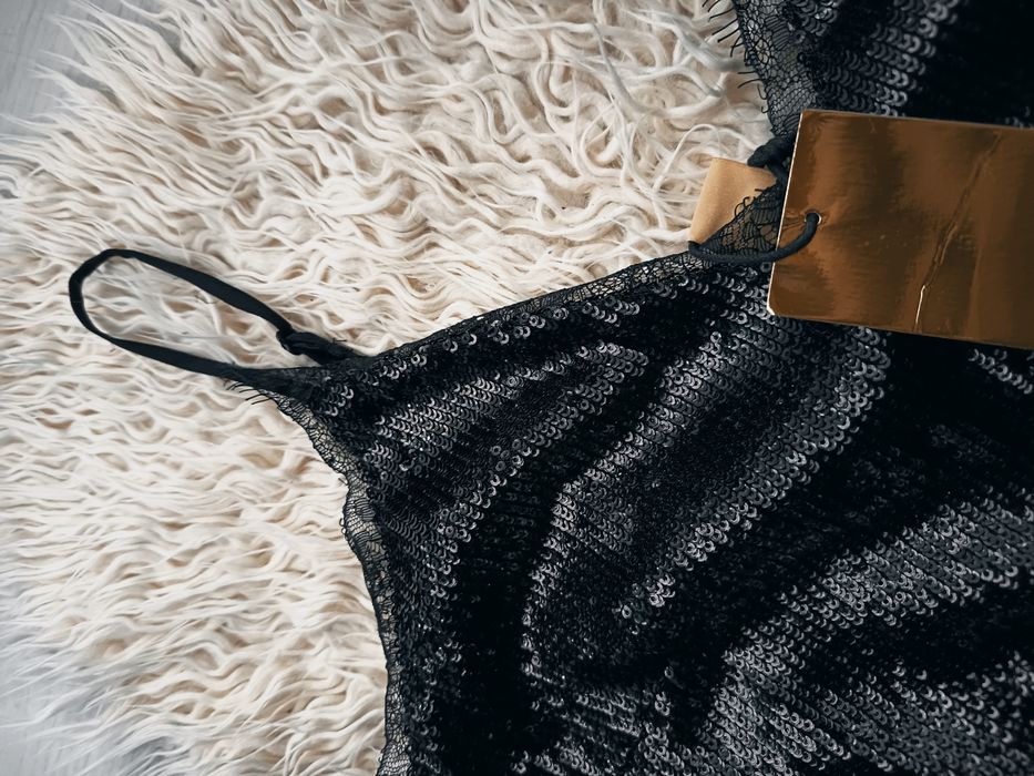 Mała czarna h&m 38 cekiny