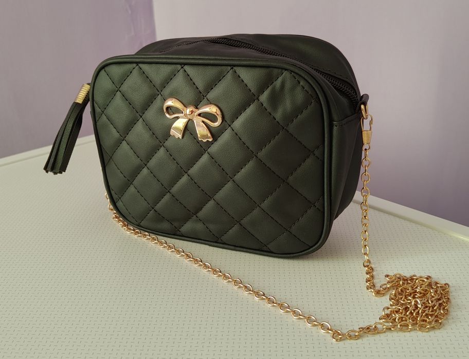 Nowa Torebka Damska Pikowana na Ramię Łańcuszek Quilted