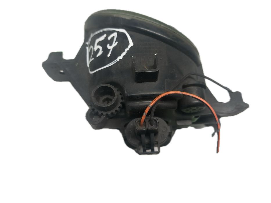 Farol nevoeiro frente direito NISSAN Primera Sedan (P12)