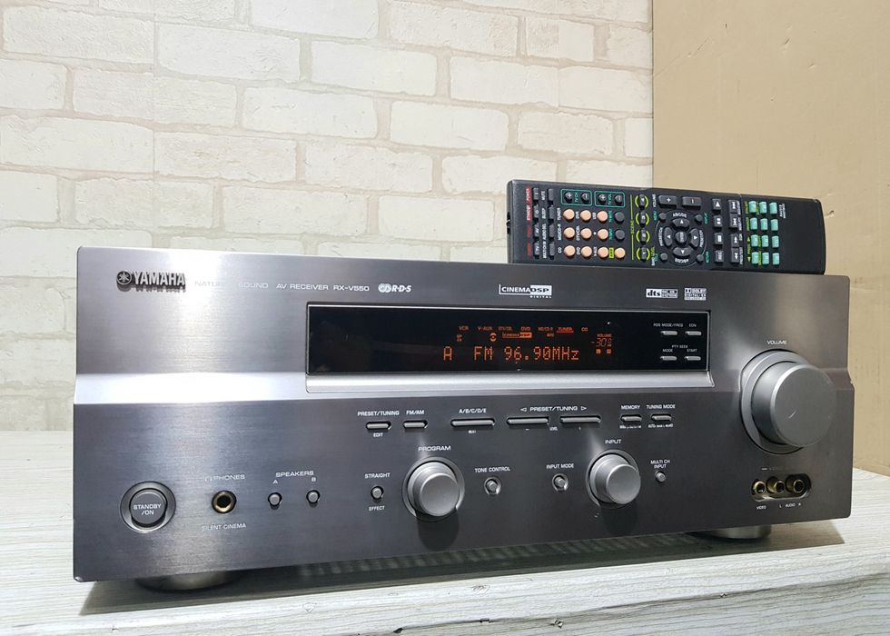 Пульт!6.1AV ресивер/підсилювач Yamaha RX-V550 2х135Вт б/у з Німеччини