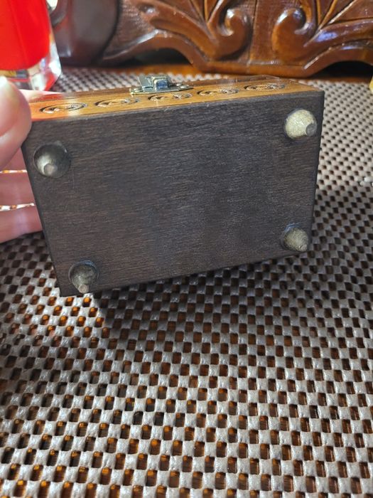 Шкатулочка для прикрас