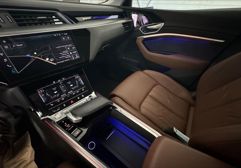 Audi E-tron 95KwH