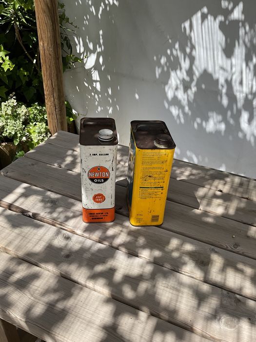 lata oleo vintage/automobilia