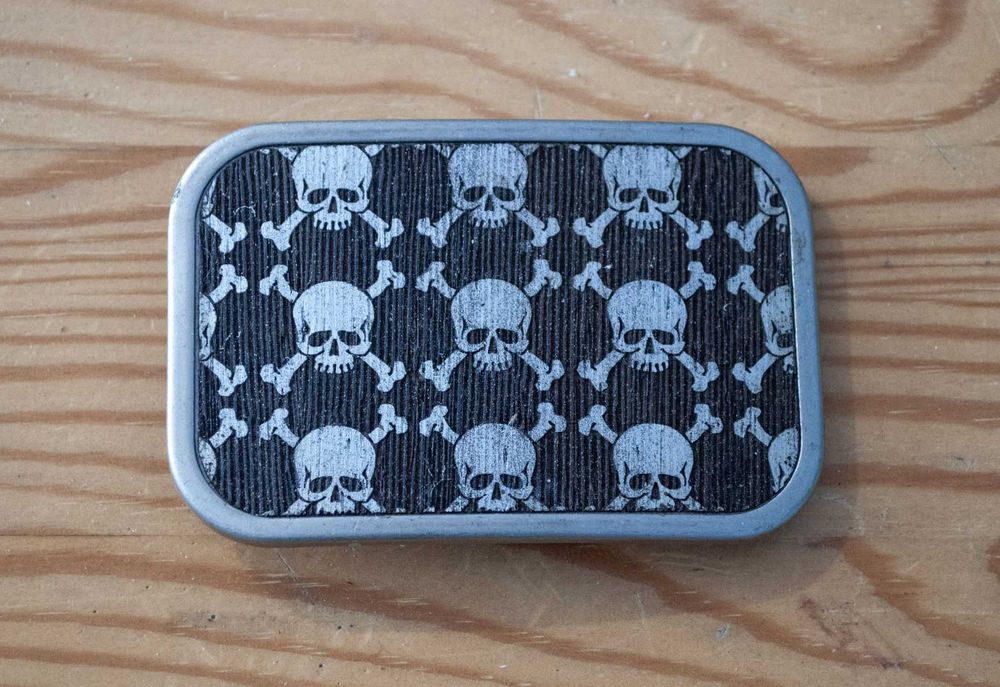 Klamra do paska. Czaszki.