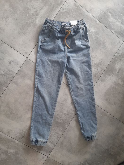 Spodnie jeansowe joggery chłopięce nowe