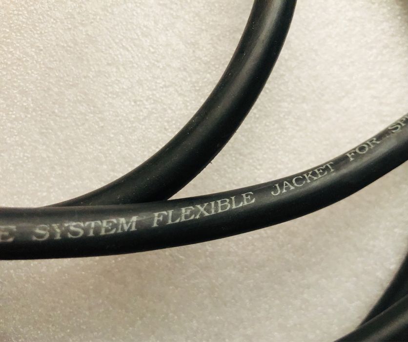 Акустический кабель высокого  качества.