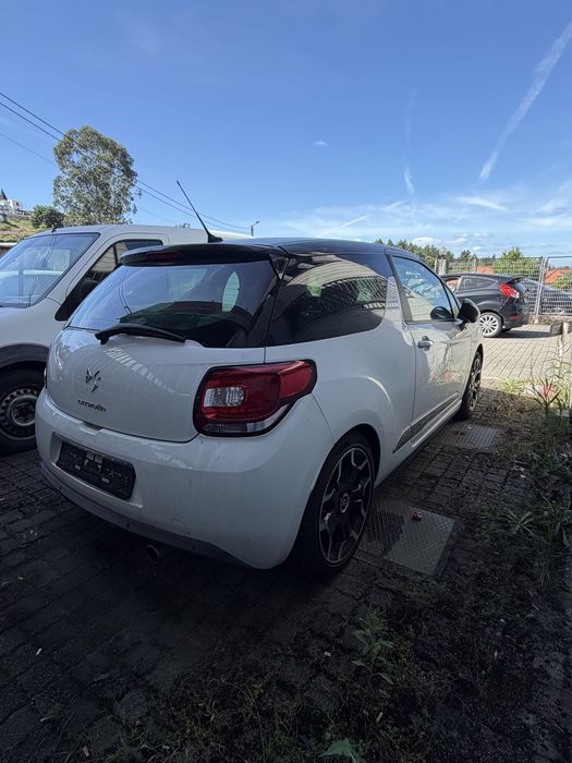 Material Citroen DS3 2012 (Completo 1.500€)