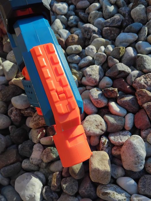 Nerf Elite 2.0.     Commander