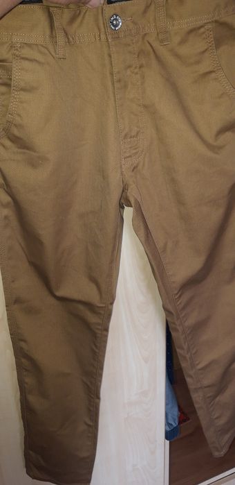 Jeansy slim fit   32 s