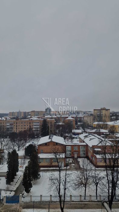 Продається простора 3-кім. квартира з новим ремонтом в Центрі міста