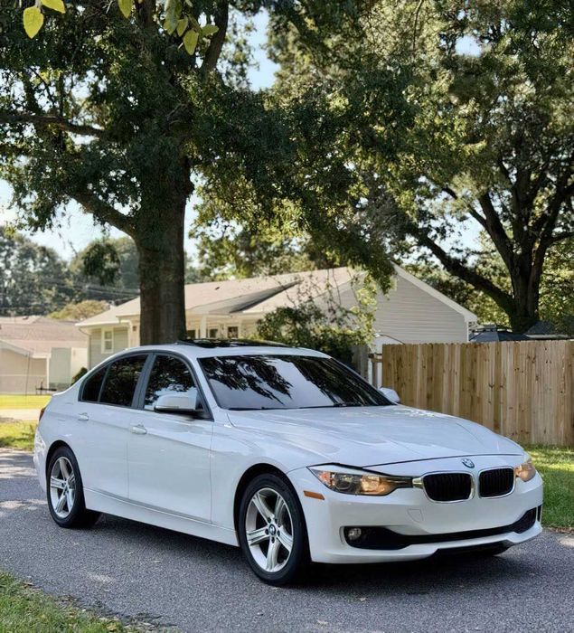 BMW 3 Series 320i      2015