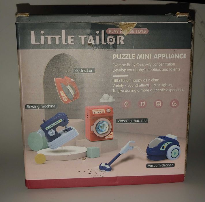 Детские игрушки Пылесос с подсветкой и звуком для кукол Барби