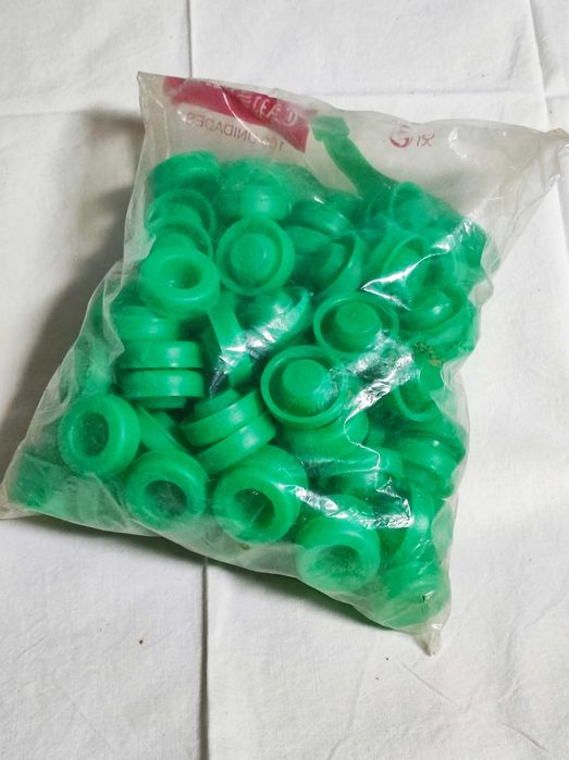 100 cápsulas plásticas verdes Fixnor p/ garrafas vinho (novo)