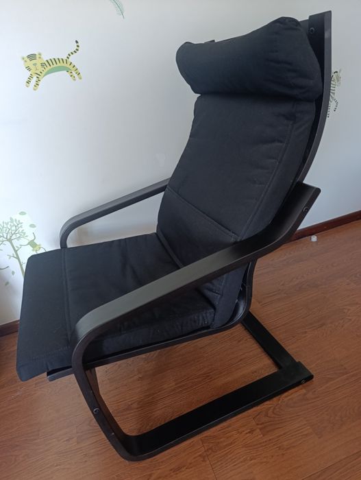 Poltrona Poang preta