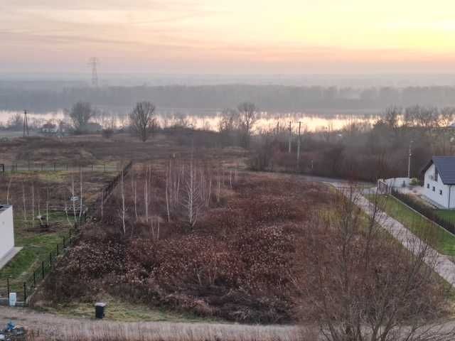 działka budowlana o powierzchni 1000 m², zlokalizowana w Płocku przy ul. Ośnickiej