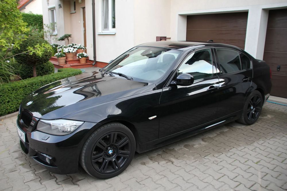 BMW Seria 3 BMW E90 330i xDrive 3.0 R6 272KM | M-Pakiet | Łopatki | Automat