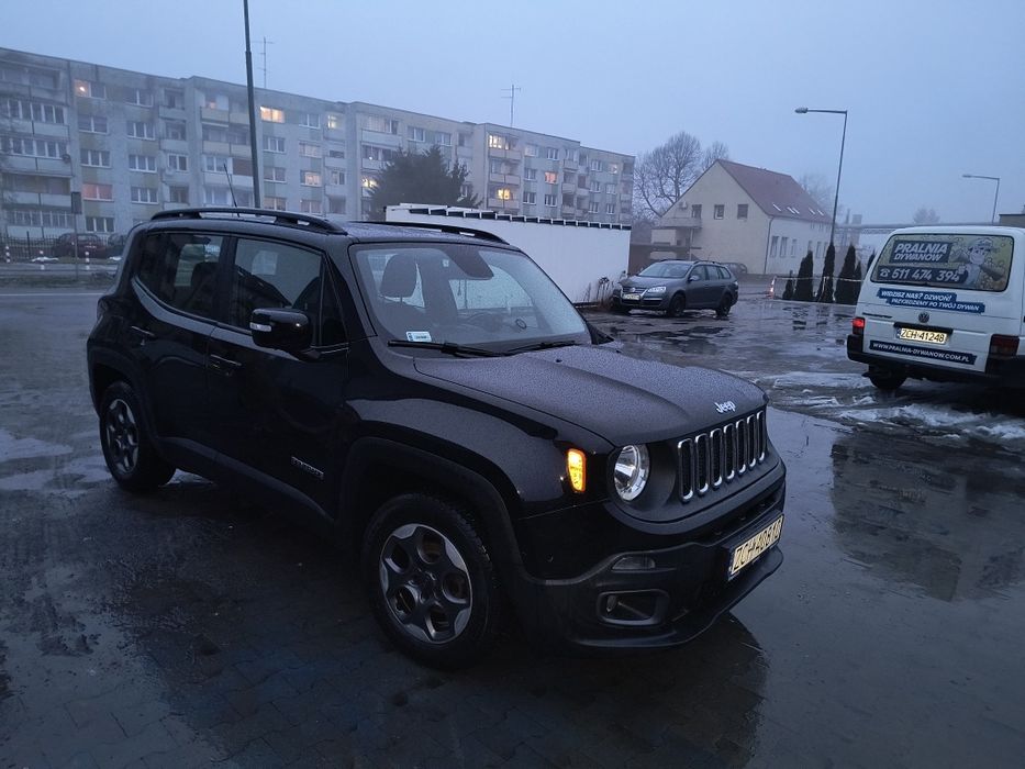 Jeep Renegade w wersji Longitude 1.4 z hakiem odczepianym