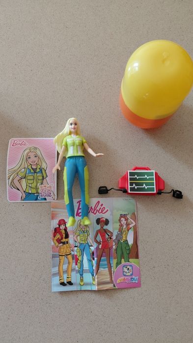 Ovos Kinder Barbie e Hotwheels