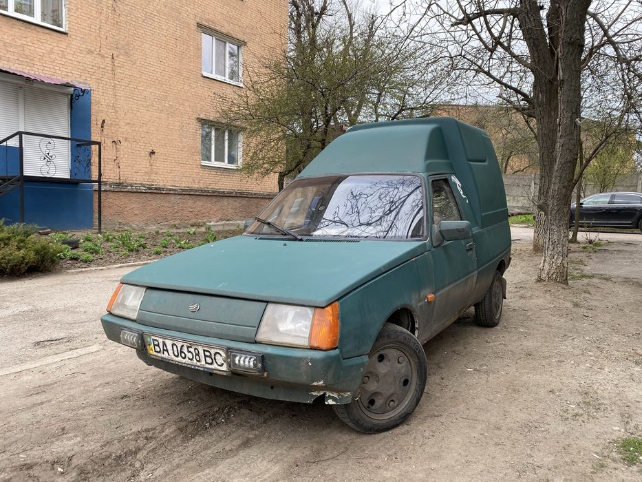 Таврія пікап заз під ремонт