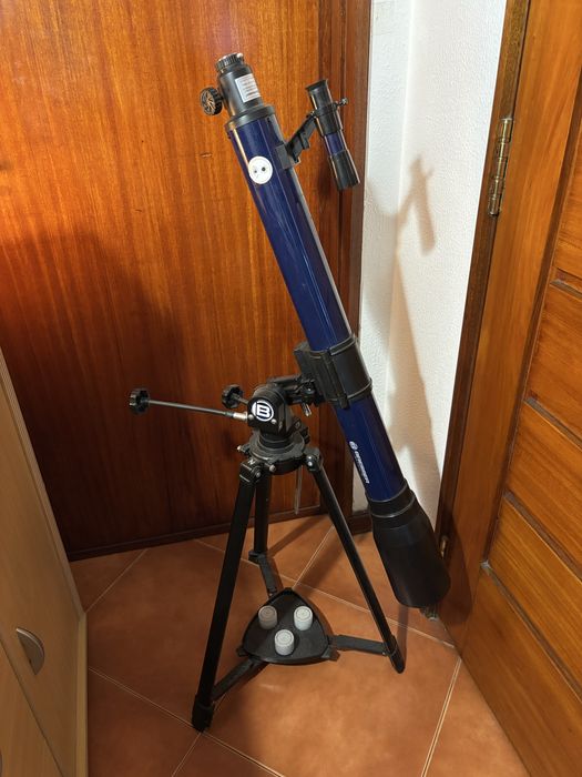 Telescópio Bresser em ótimo estado