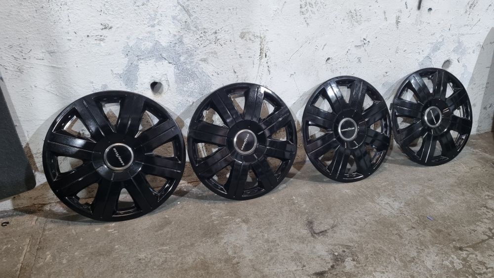 Kołpaki 15 R15 oryginał goodyear czarne