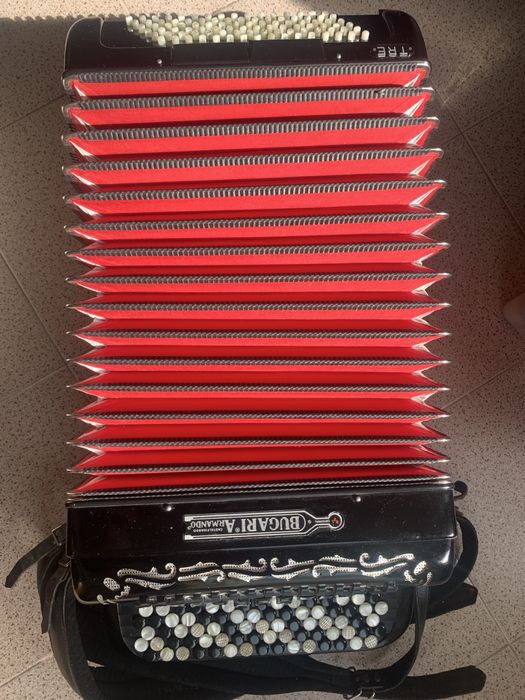 Acordeon Bugari Armando